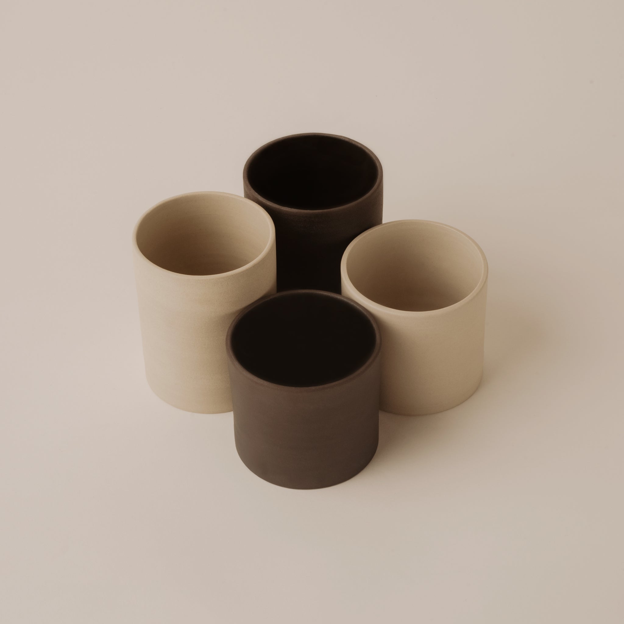 Kaffee- & Tee Set bestehend aus 4 Tassen: Yin & Yang