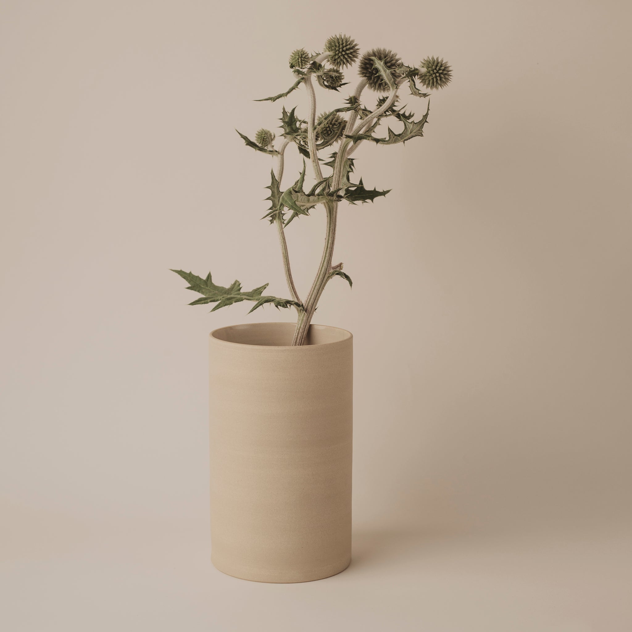 Flower Vase handmade clai studio ceramic atelier Berlin Prenzlauer Berg