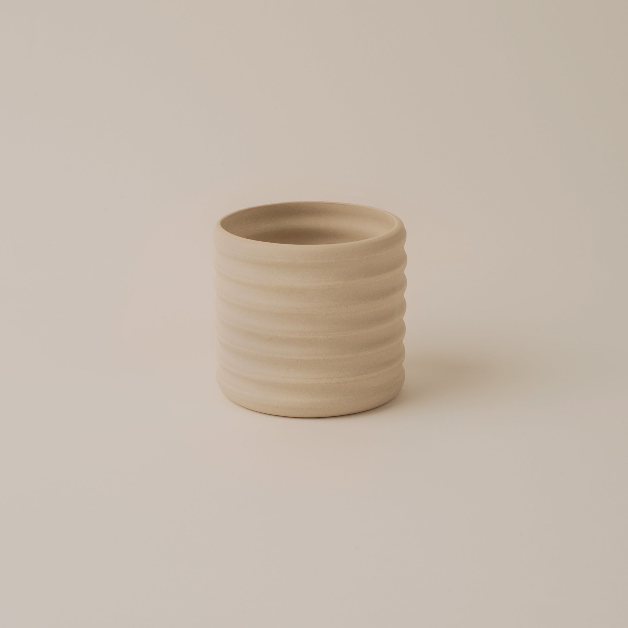 handmade coffee cup pottery studio Berlin Prenzlauer Berg clai studio ceramic atelier