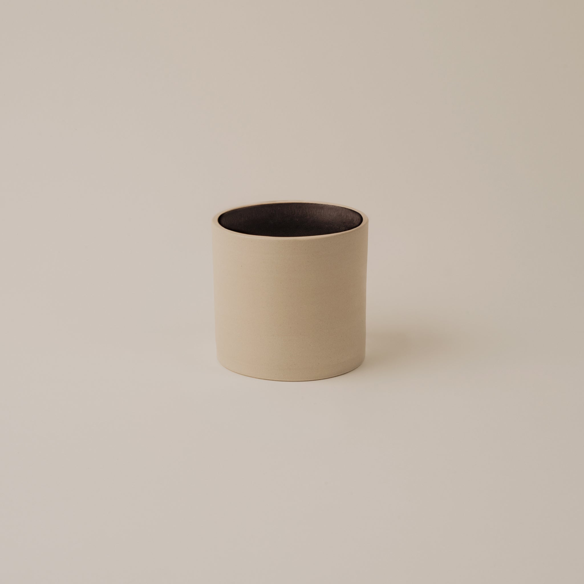 tea cup 180ml handmade in Berlin Prenzlauer Berg clai studio ceramic atelier